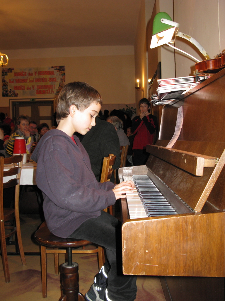 08.Vánoční večernice 2010.JPG